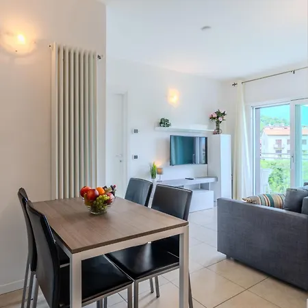 Nancy By Interhome 多马索